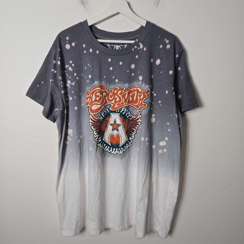Aerosmith Women's Size XL Bleach Dip-Dye Splatter Graphic Tee